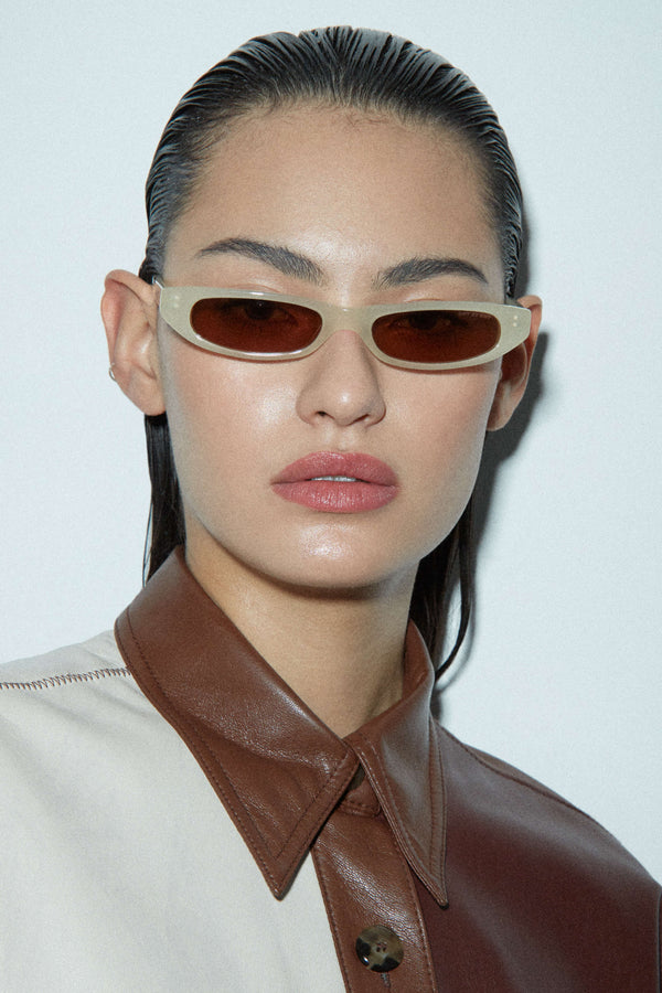 Reese (Milky Vanilla) Slim Sunglasses Sunglasses DMY BY DMY | model-view